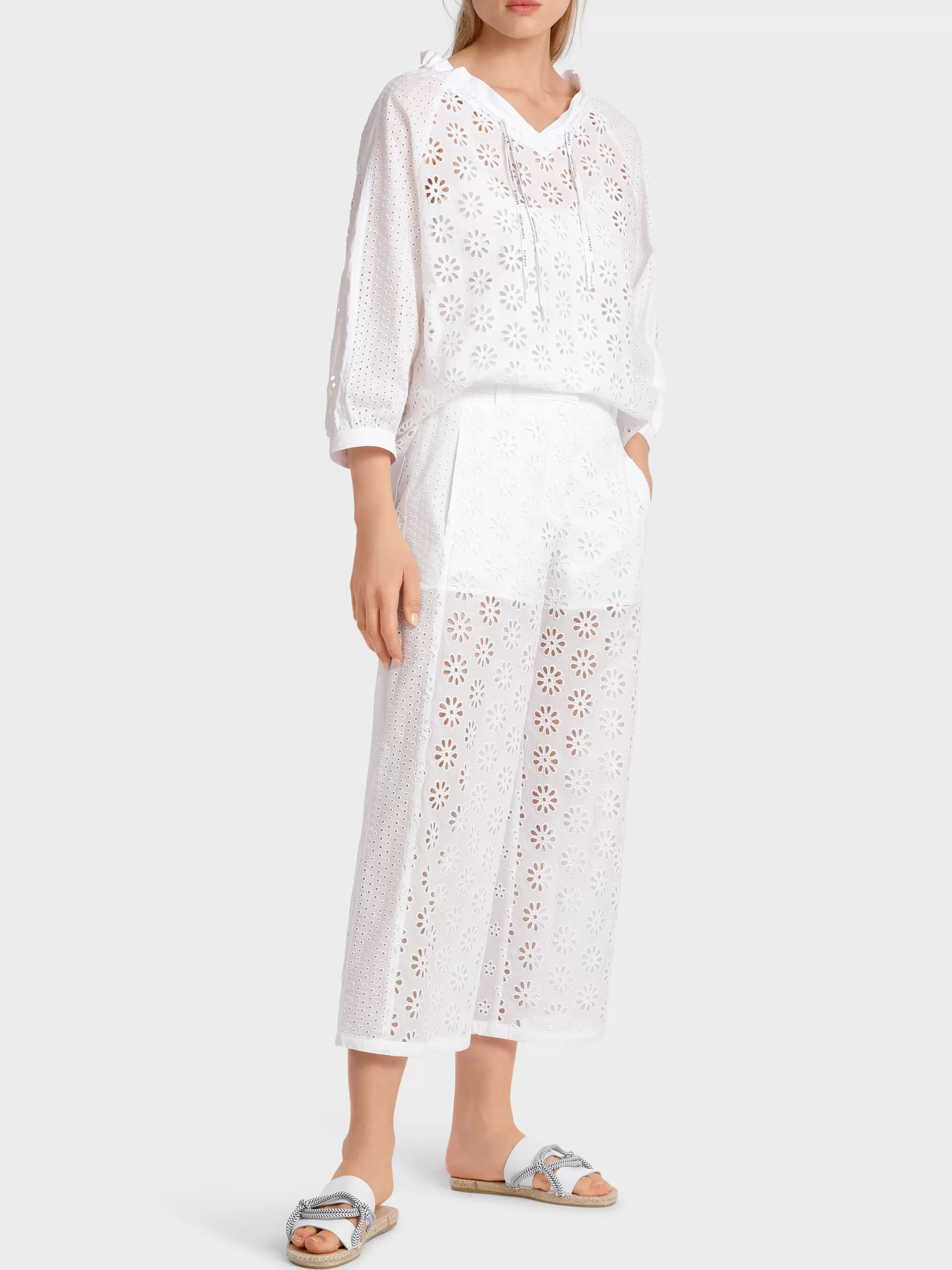 Marc Cain Blusen & Tuniken-BLUSE MIT LOCHSTICKEREI white