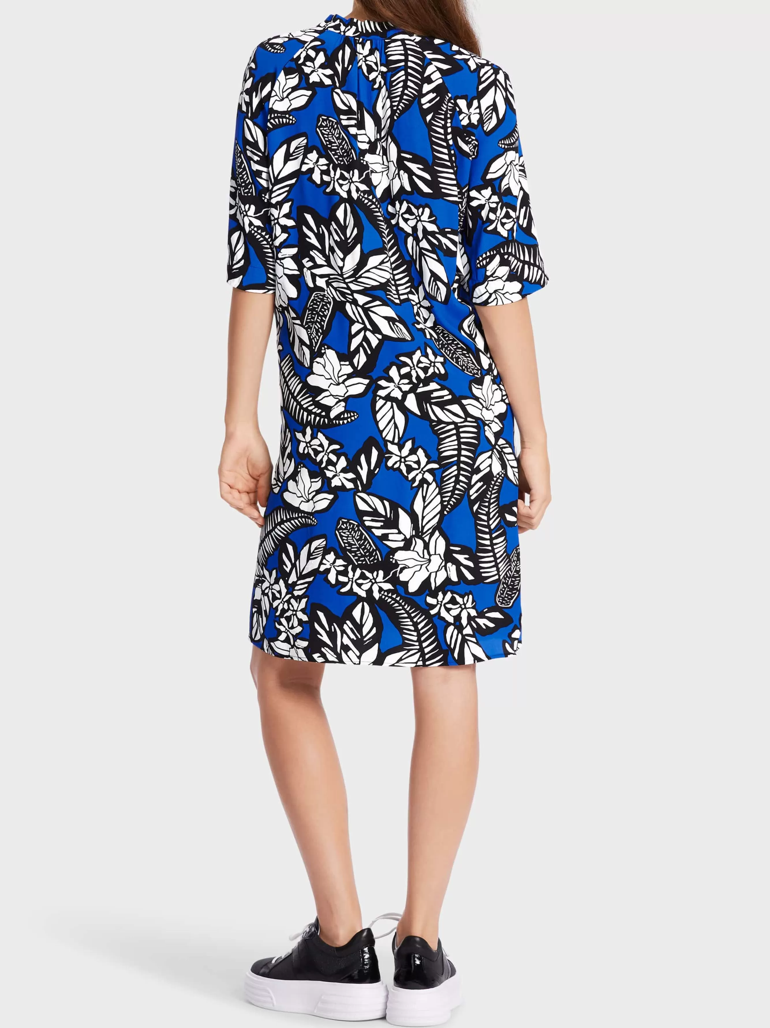 Marc Cain Kleider-KLEID MIT PRINT "RETHINK TOGETHER" bright royal blue