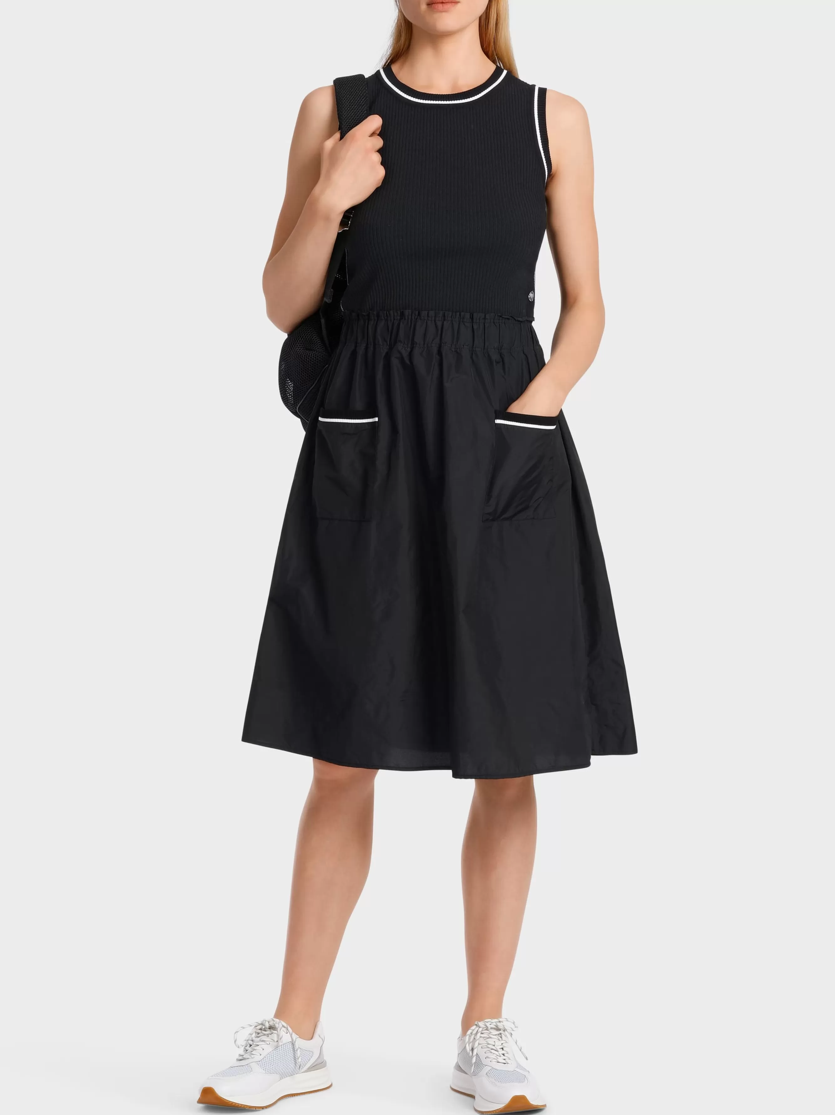 Marc Cain Kleider | Strick-MINIKLEID "RETHINK TOGETHER" black