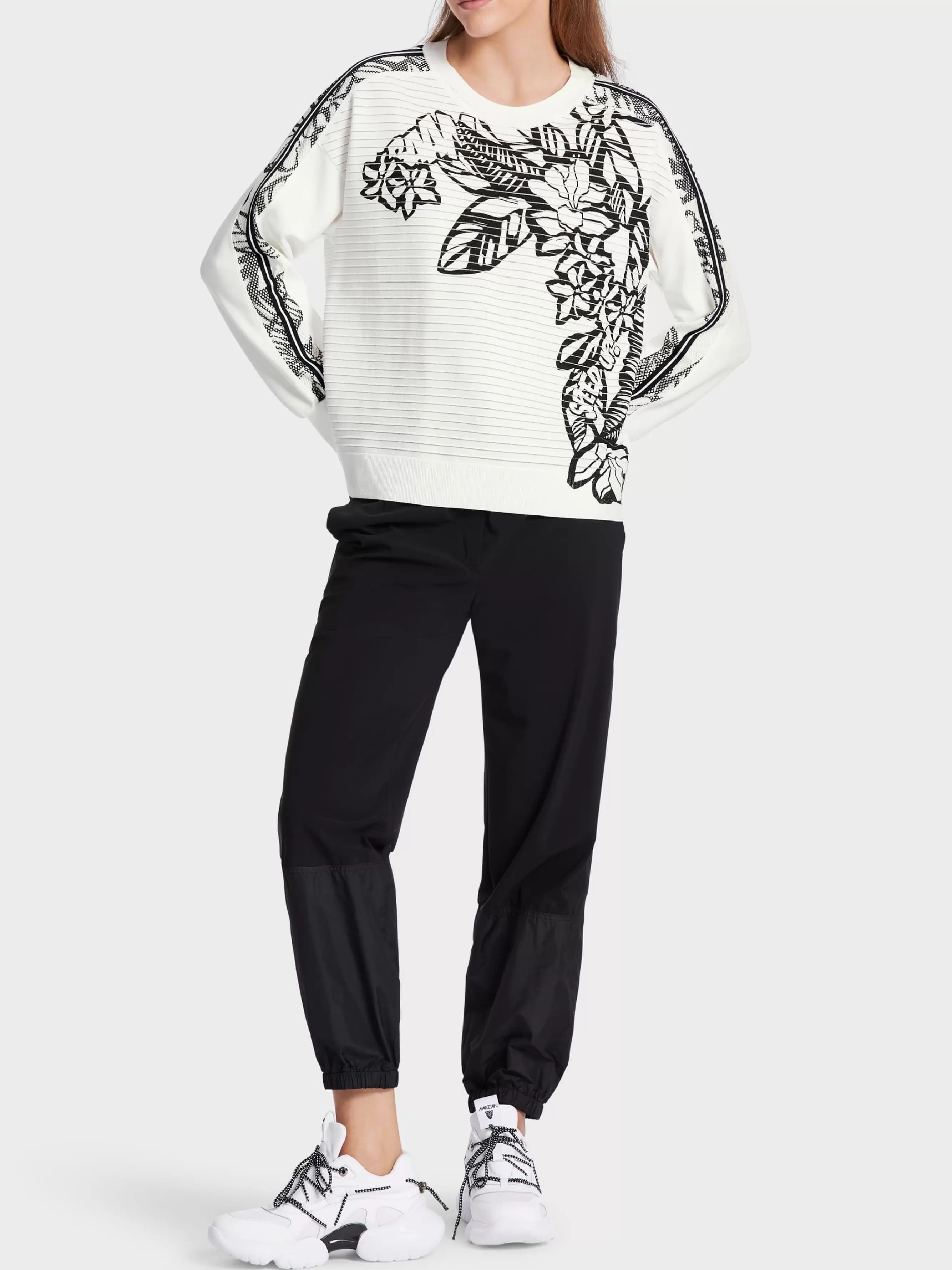 Marc Cain Pullover & Sweatshirts | Strick-SWEATER MIT PRINT KNITTED IN GERMANY white and black