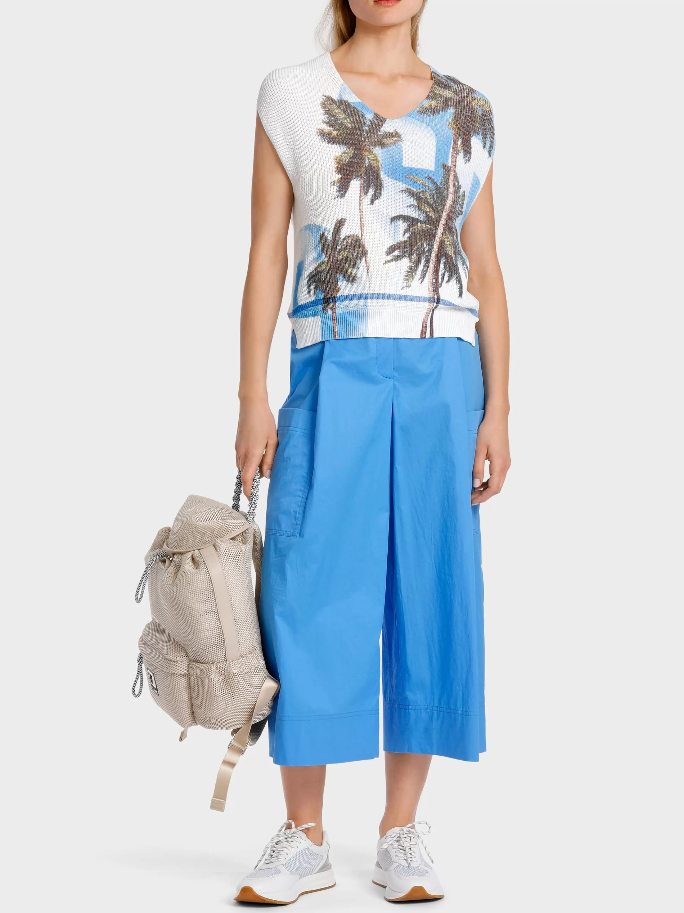 Marc Cain Pullover & Sweatshirts-TANK-TOP MIT PALMENPRINT bright azure